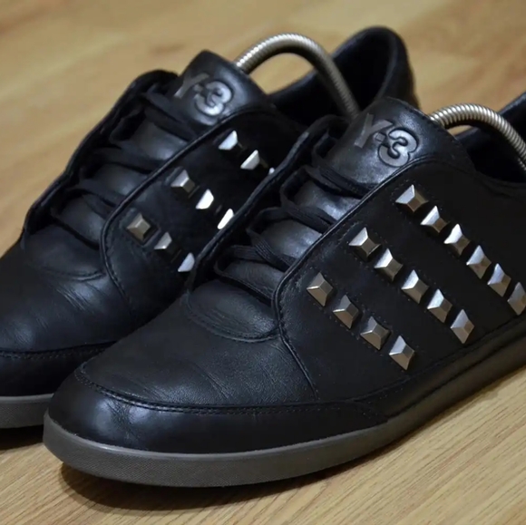 Y-3 Other - Y-3 Yohji Yamamoto Honja low-top leather sneakers, pewter-studded
